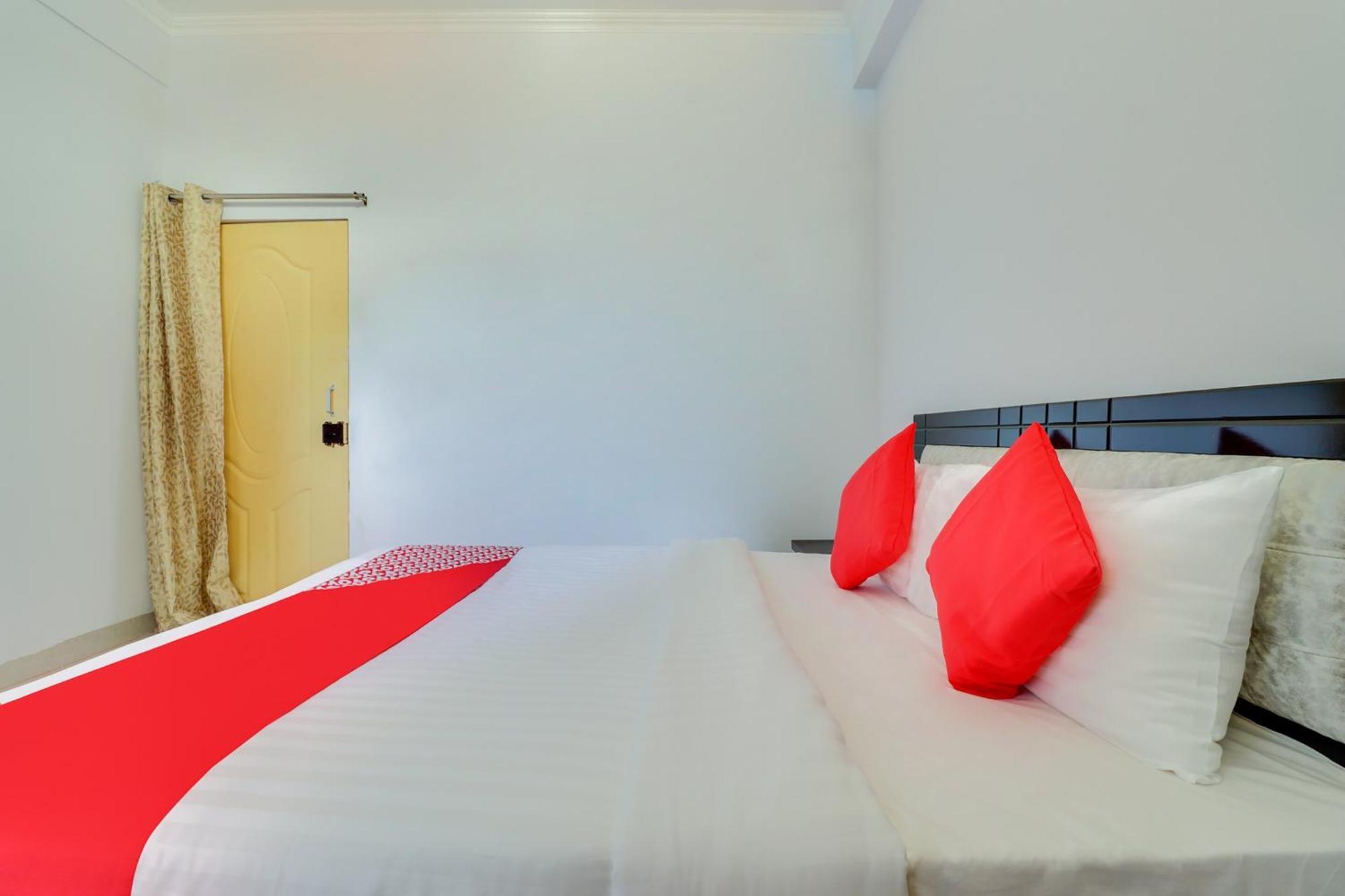 Hotel O Vgs Chinhat Eksteriør bilde